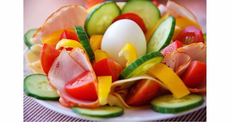 מדוע כדאי להקפיד לאכול ירקות ופירות מכל הצבעים כל יום?